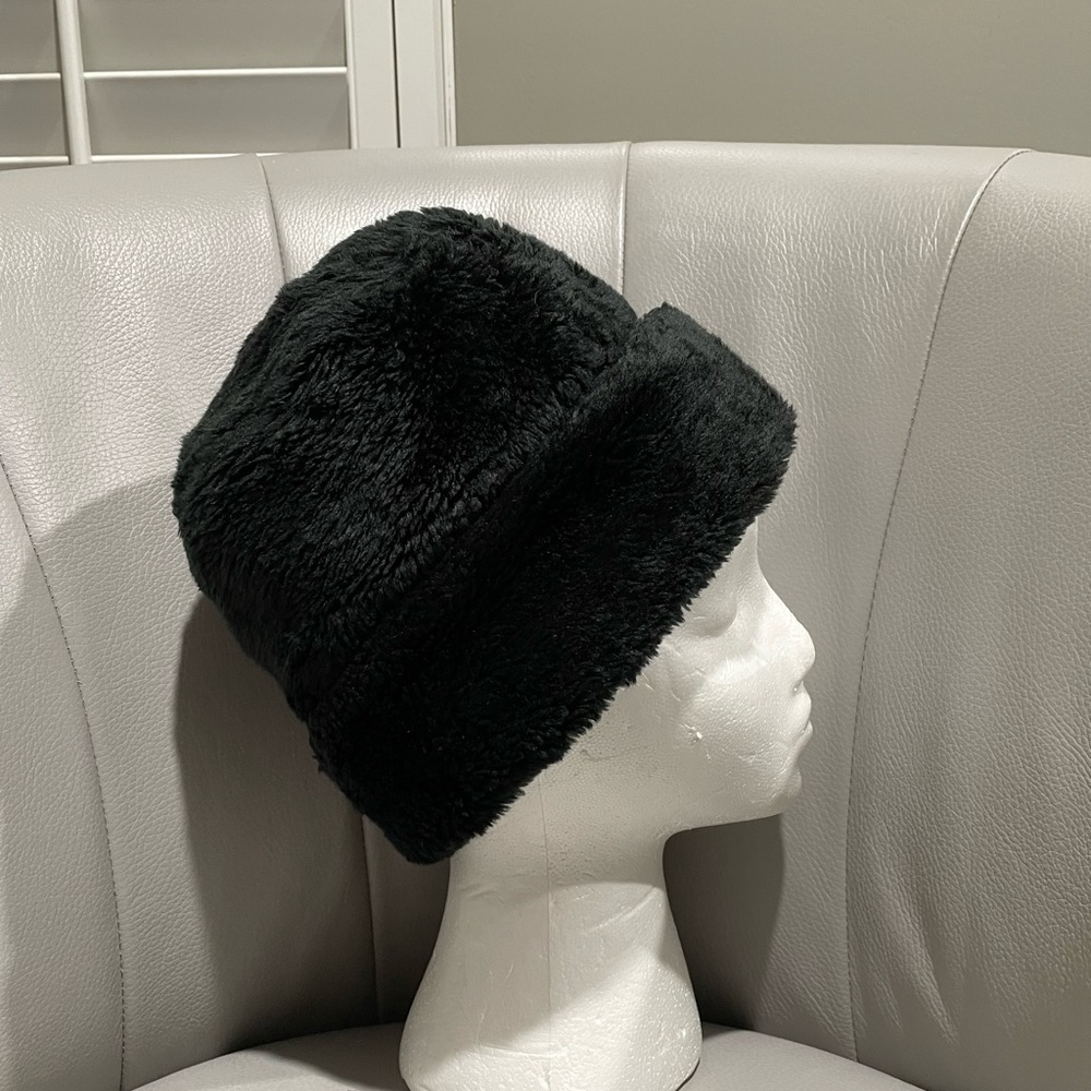Vintage A. Adams & Spire faux fur black hat